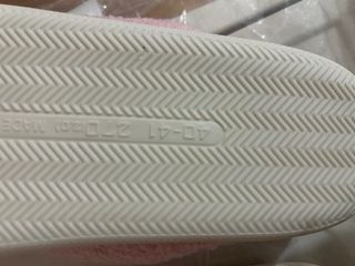 Ciabatte Hello Kitty rosa e beige