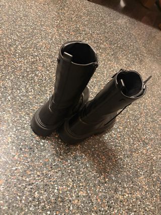 Botas negras talla 38