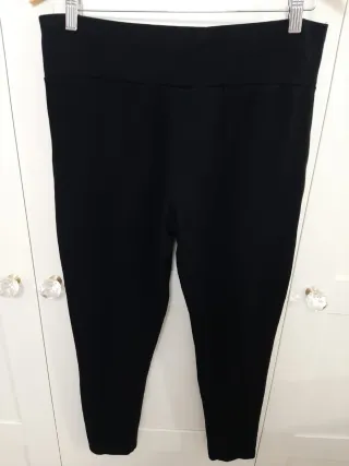 Pantalón Legging  Negro Talla 42-44