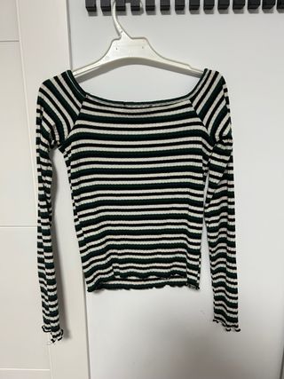 Jersey Bershka Rayas Verde y Blanco Talla XS