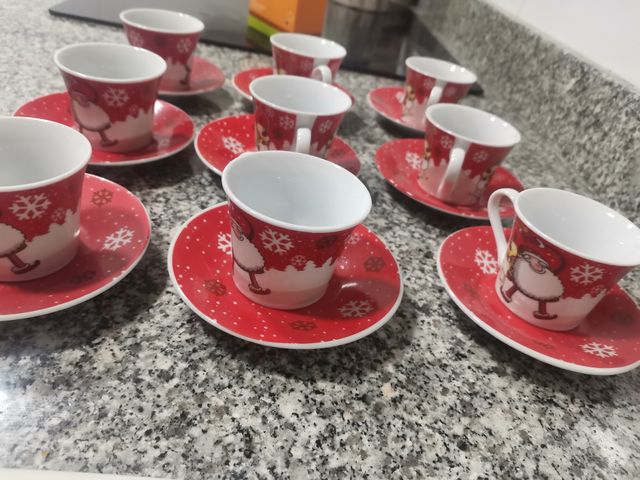 Tazas de café navideñas