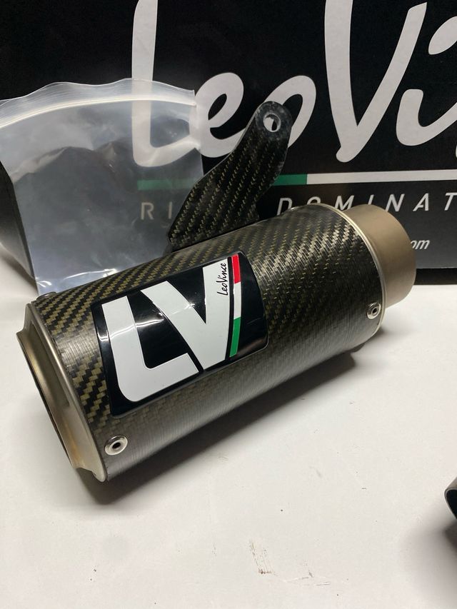 Escape LeoVince Kawasaki Z900