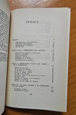 Imagenes y Simbolos La religión Nuer