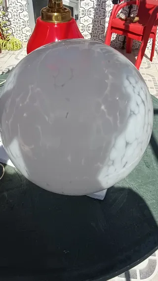 Candeeiro de mesa vintage vermelho e dourado