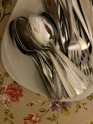 Oferton!!! Juego de cubiertos inoxidable.