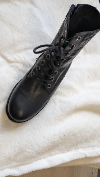 Botines de piel Systemaction negros