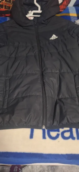 Chaqueta Adidas Negra con Capucha