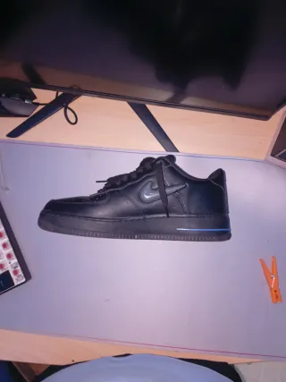 Nike Air Force 1 Talla 42.5 Negras