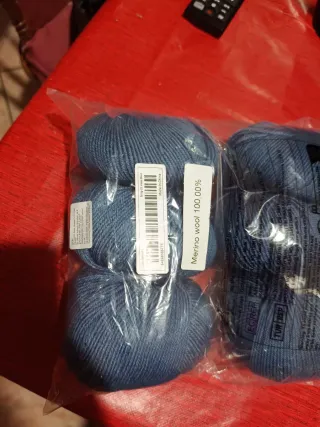 Gomitoli lana Merino blu