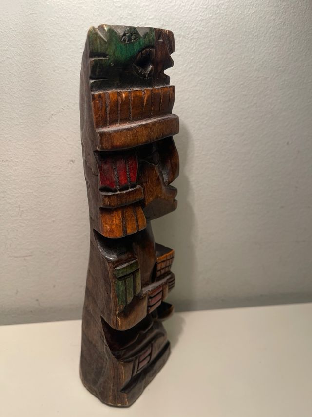 Escultura Maya/Azteca de Madera