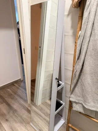 Mueble Joyero Blanco con Puerta de Cristal