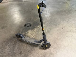 Patinete Eléctrico Xiaomi Mi Scooter 3