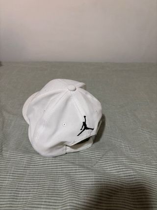 Gorra Jordan Blanca