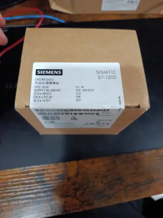 PLC Siemens CPU 1212C  AC/DC/RLY