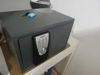 Caja fuerte CS-2 con teclado digital