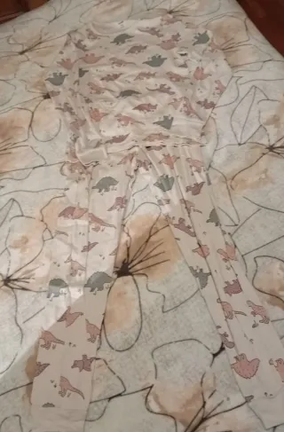 Pijamas de niña. Talla 11/12