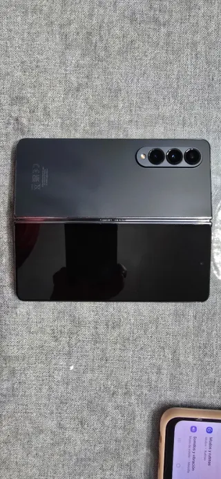 Samsung Z Fold 4