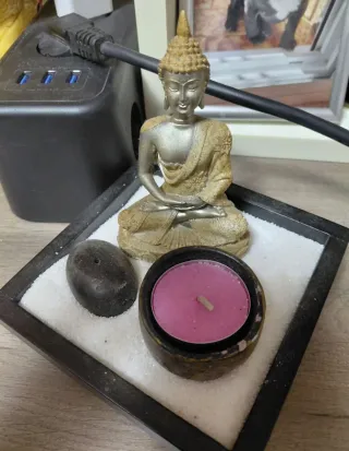 Figuras Buda Bebé Meditando Naranja