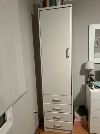 Armario blanco con cajones Urge por mudanza