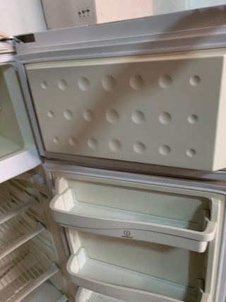 Nevera Indesit Blanca