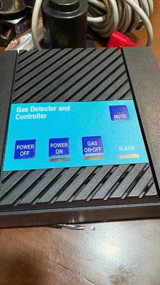 DETECTOR Y CONTROLADOR DE GAS NEWTEC