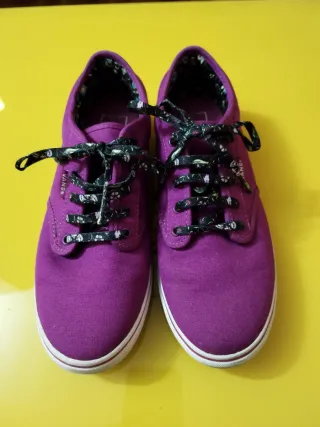 Zapatillas Vans Moradas Talla 37