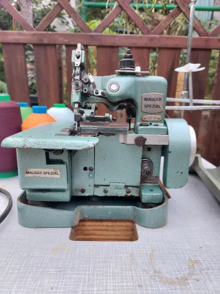 Máquina coser Overlock Mauser Spezial