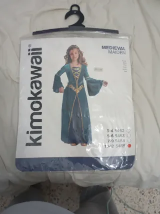 Disfraz Medieval con Corona Floral para niña.