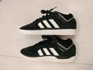 Zapatillas Adidas Tyshawn Talla 44