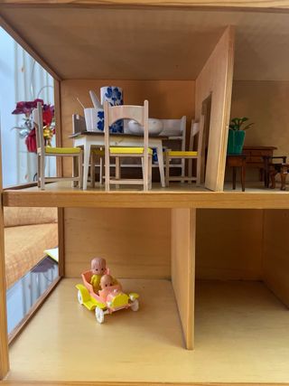 Casa de muñecas grande 3 plantas