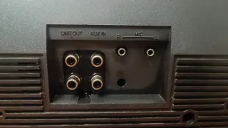 Boombox Sankei TCR-8880 Radio Cassette