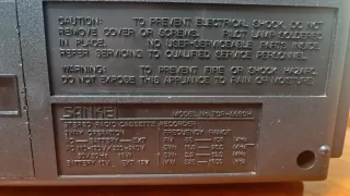 Boombox Sankei TCR-8880 Radio Cassette