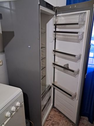 Frigorífico 1 puerta WHIRLPOOL (Solo Nevera)