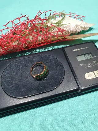 Anillo Oro 18k con Esmeraldas