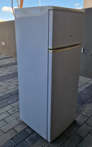 Frigorífico Icecool 2 Puertas IRCE144W