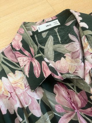 Mono Mango floral verde