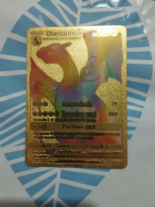 Carta Pokémon Charizard GX Oro