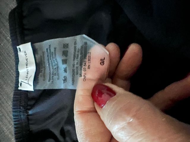 Bikini Negro conchas doradas