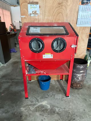 Cabina de chorreado de arena 220L