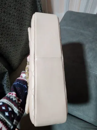 Bolso piel beige acolchado