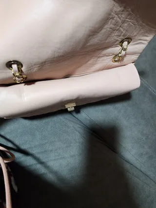 Bolso piel beige acolchado