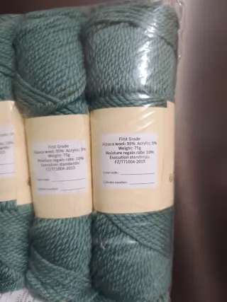 Gomitoli lana Alpaca verde metallizzato