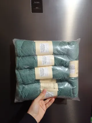 Gomitoli lana Alpaca verde metallizzato