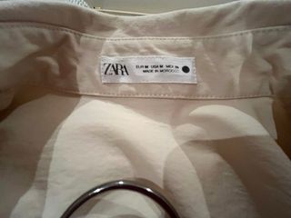 Vestido Zara beige con cinturón