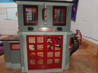 Playmobil Parque de Bomberos y Camión de bomberos
