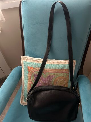 Bolso Loewe bandolera negro clásico vintage 30x20