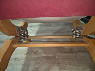 Mecedora de tela y madera