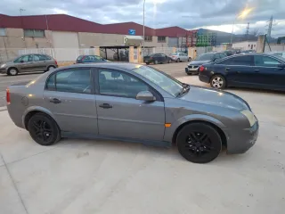 Opel Vectra 2004