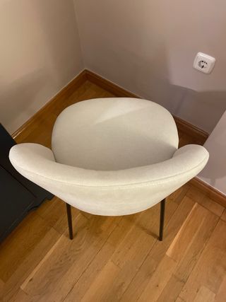 4 Sillas de comedor beige