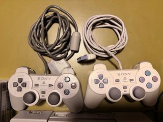 Sony PlayStation 1 Console + Accessori